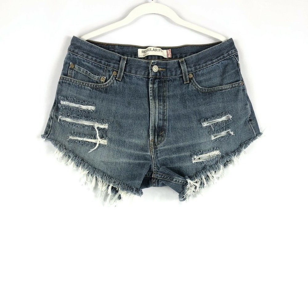 Levis High Waist Distressed Jean Shorts Size 14